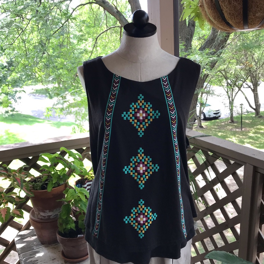 Skylar and Jade flyaway tank